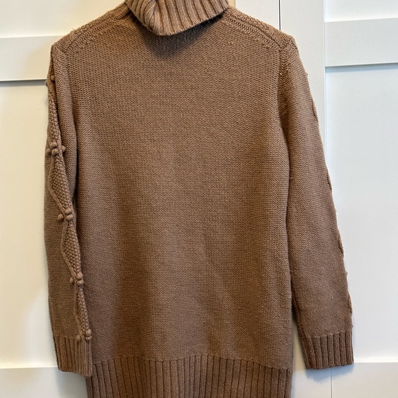 Ann Taylor LOFT Turtleneck Cable Popcorn Knit Lambswool Taupe Like-New Sz M - Picture 6 of 12